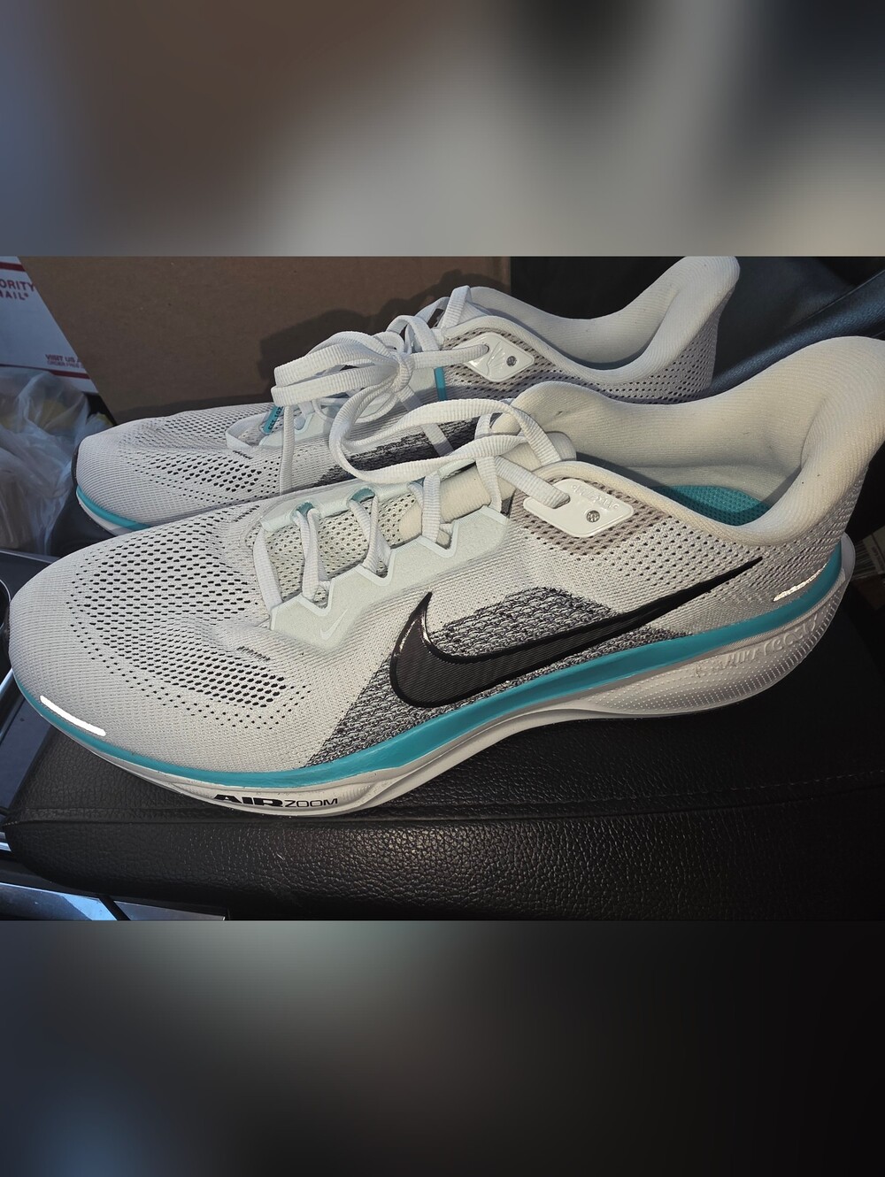 Brand New Nike Mens Air Zoom Size 10 Athletic Running Shoes No Box